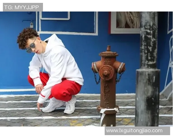 杨磊专访:从街头到舞台的蜕变与成长之路回顾 杨磊专访:从街头到舞台的蜕变与成长之路回顾