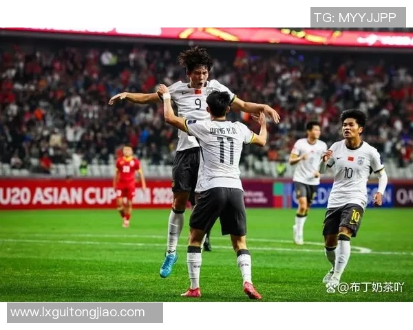 乌兹别克与泰国国际赛精彩对决展现足球魅力与实力较量