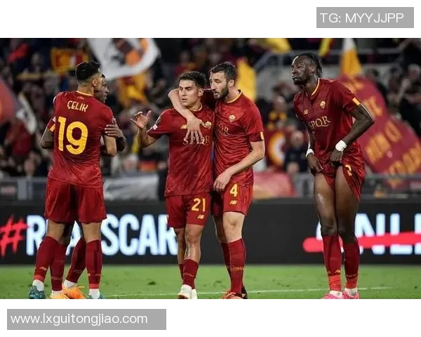 木槿花与光州FC的激烈对决展现足球魅力与团队精神的碰撞